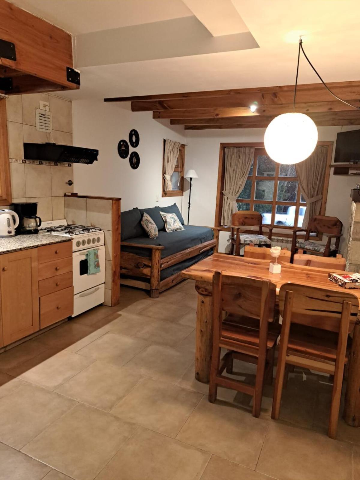 Apart Hotel Bungalows El Viejo Cipres Сан-Карлос-де-Барилоче Экстерьер фото